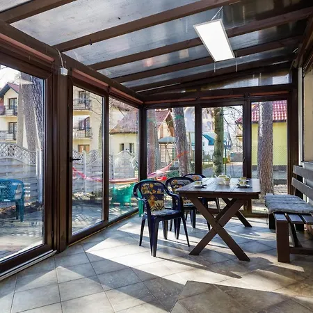 Apartment With Veranda Torunska By Renters *