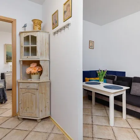 With Veranda Torunska By Renters 포비에로보